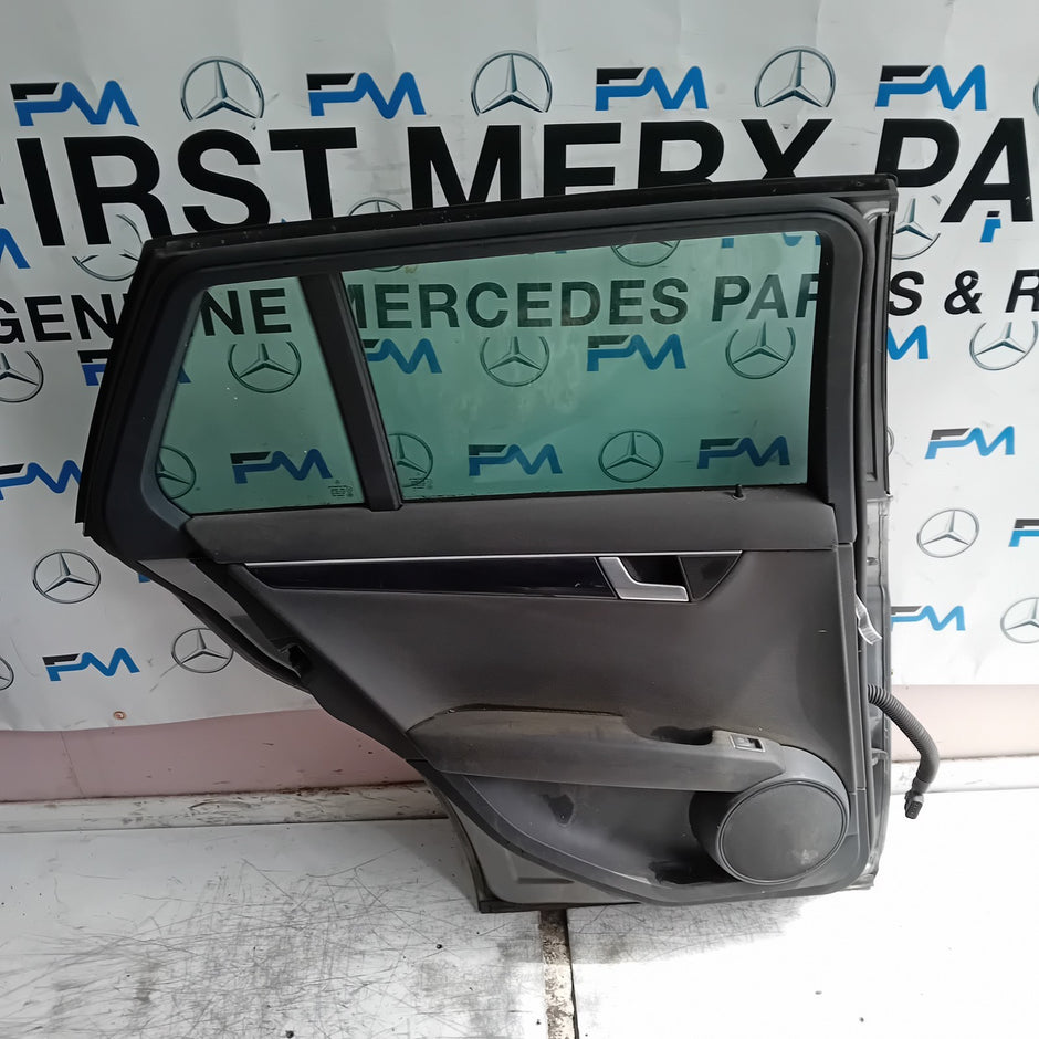 MERCEDES C-CLASS W204 EST PASSENGER REAR DOOR NSR GREY 2008-14 COMPLETE FMD427
