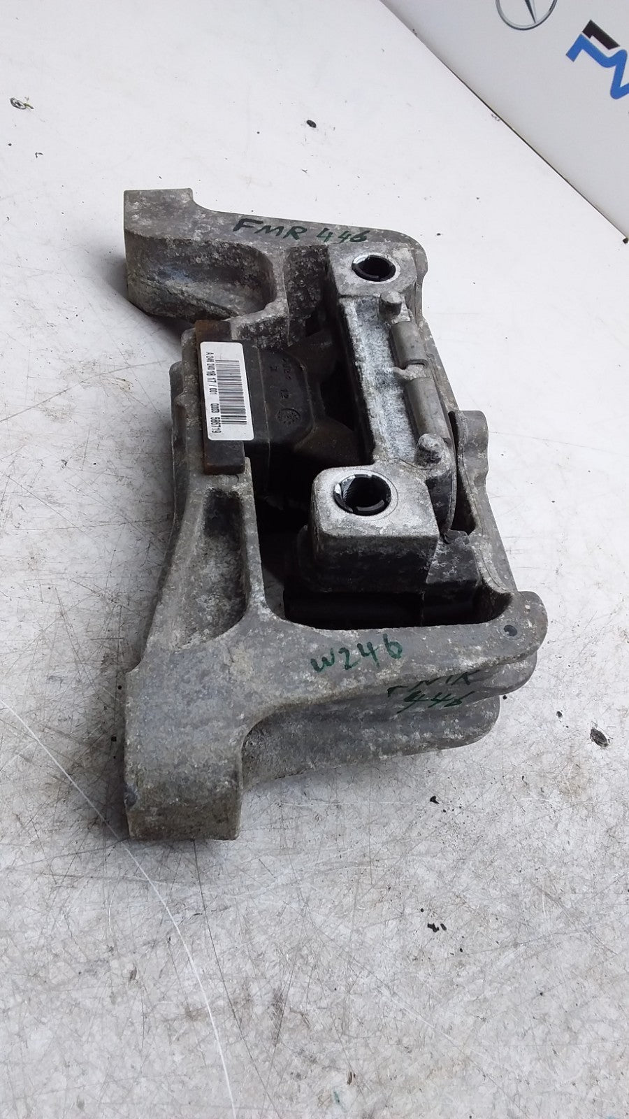 MERCEDES BENZ B-CLS W246 ENGINE MOUNT RIGHT SIDE DIESEL A2462401817 FMR446