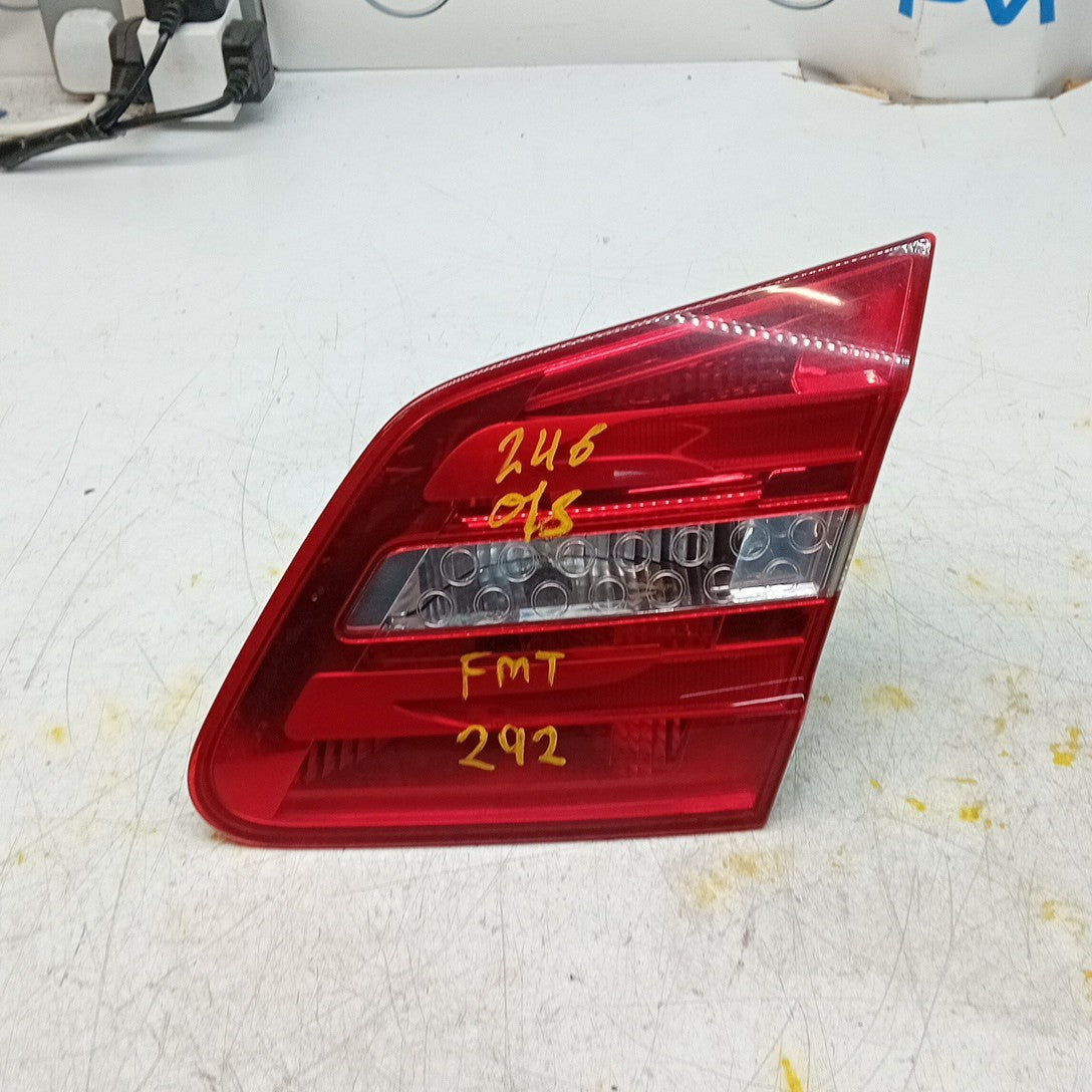 MERCEDES B-CLASS W246 DRIVER RIGHT INNER REAR TAIL LIGHT A2469066400 2012 FMT292