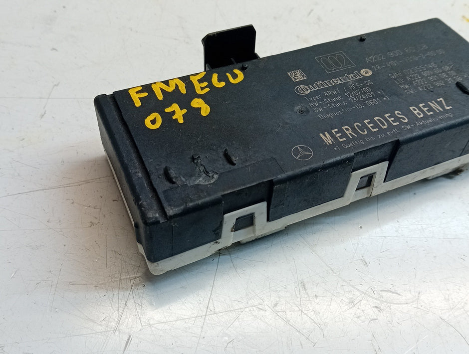  MERCEDES BENZ S-CLASS W222 13-17 TAILGATE CONTROL MODULE A2229006008 FMECU078