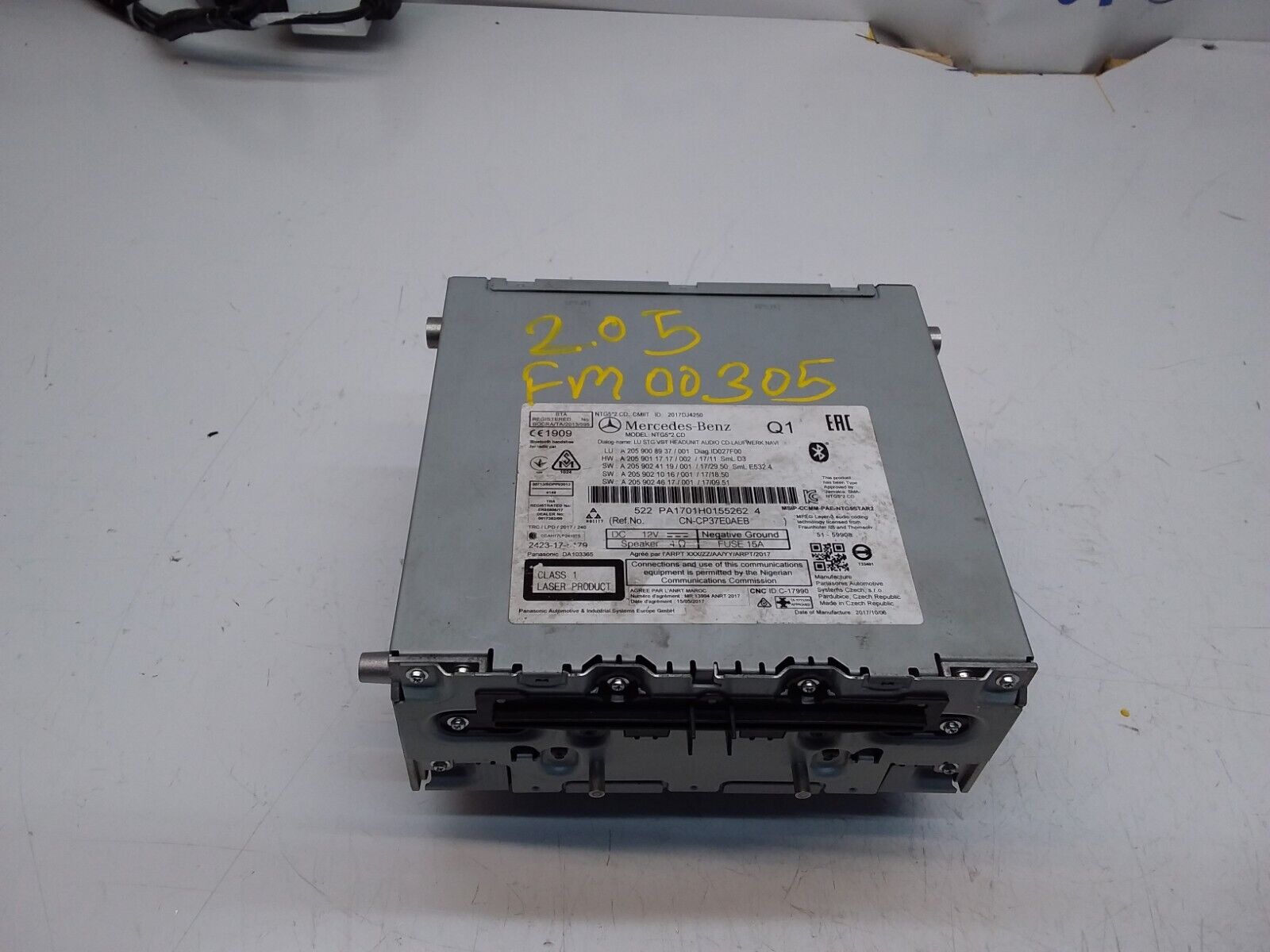 MERCEDES BENZ C CLASS W205 2017 RADIO CD  STEREO HEAD UNIT  A2059008937 FM00305
