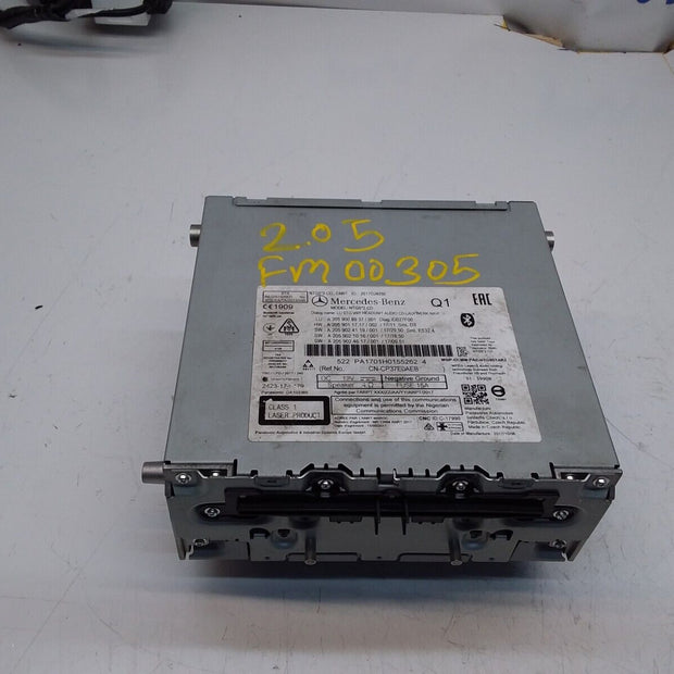 MERCEDES BENZ C CLASS W205 2017 RADIO CD  STEREO HEAD UNIT  A2059008937 FM00305