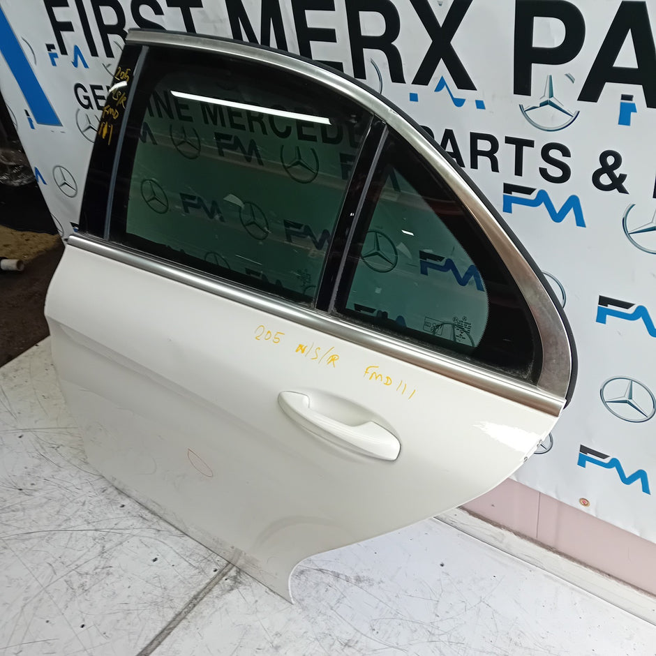 MERCEDES BENZ  C-CLASS W2O5 PASSENGER SIDE REAR DOOR N/S/R COMPLETE BLACK FMD111