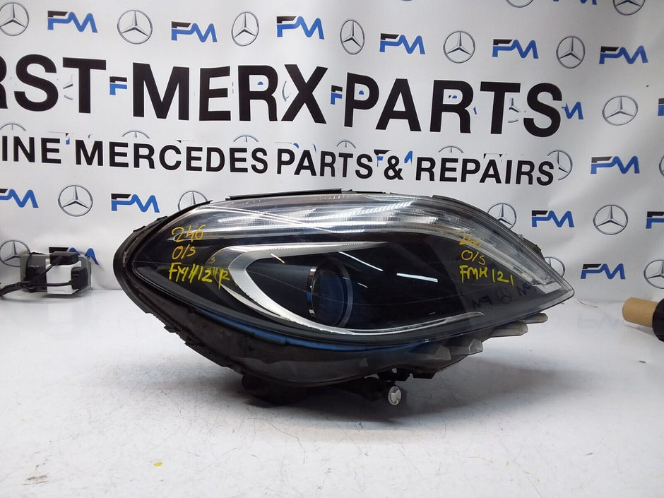 2013 MERCEDES B-CLASS W246 HEADLIGHT DRIVER SIDE OS A2468207461 FMH121 (DAMAGED)