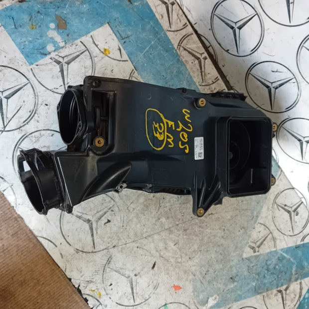 MERCEDES BENZ A-CLASS W176 CLA C117 X156 1.6 PETROL AIR FILTER BOX A2700900601