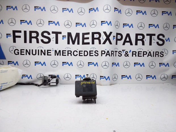 MERCEDES C-CLASS W205 ABS PUMP MODULE CONTROL UNIT A2539011400 FM00426