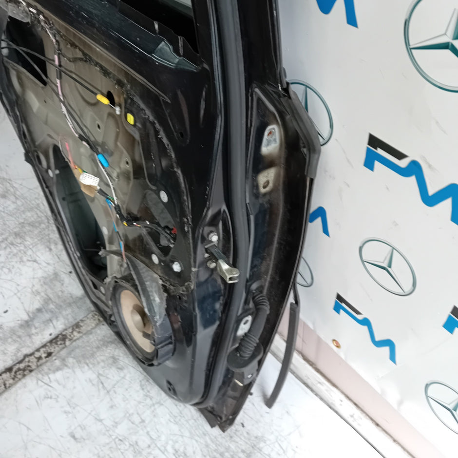 MITSUBISHI OUTLANDER MK3 PASSENGER SIDE REAR DOOR NSR 2013 BLACK FMD418