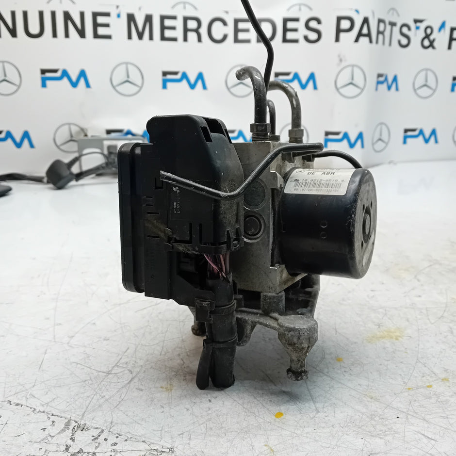 MERCEDES BENZ C-C-CLASS W204 ABS PUMP CONTROL MODULE UNIT A1729011400 FM001462