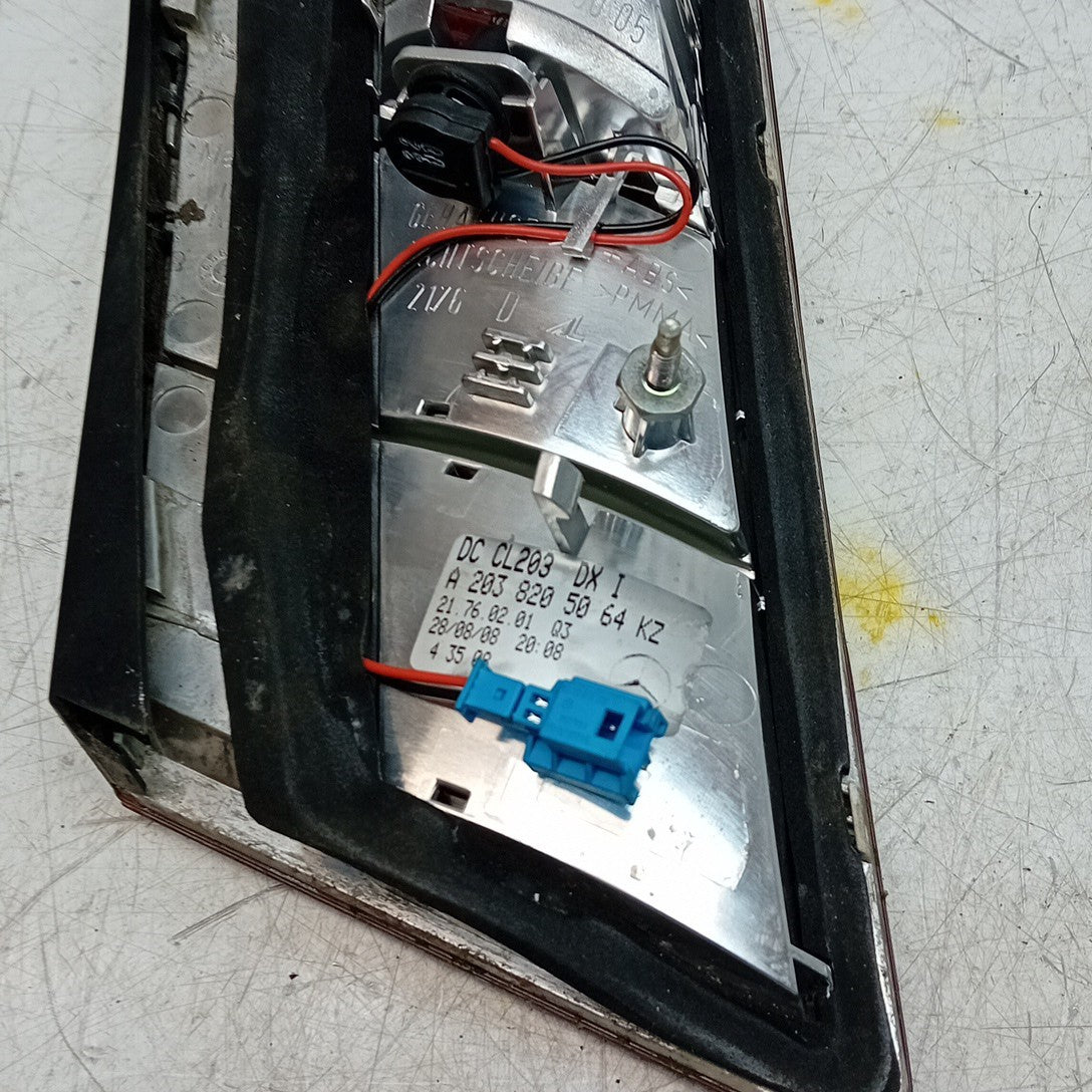 MERCEDES C-CLASS W203 ESTATE DRIVER RIGHT REAR TAIL LIGHT A2038205064 FMT276