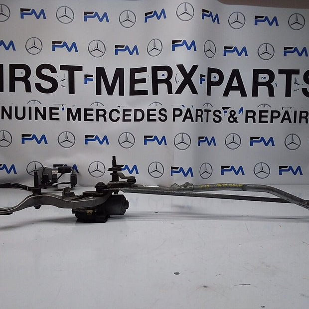 MERCEDES E-CLASS 2017 W213 A2138207402 FRONT WIPER MOTOR  FM00182