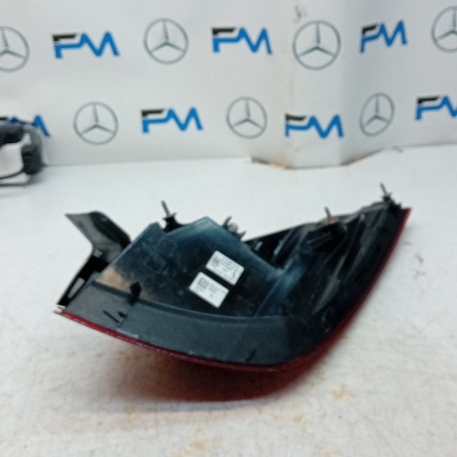 MERCEDES CLA W118 PASSENGER SIDE LEFT NS REAR TAIL LIGHT A1189063701 FMT225