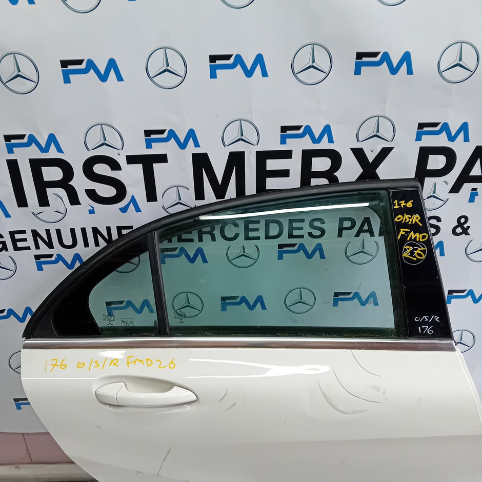 MERCEDES BENZ A-CLASS W176 DRIVER REAR DOOR (OFF SIDE REAR) WHITE FMD26