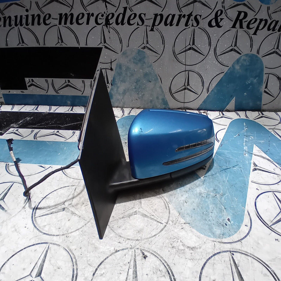 2012/2018 MERCEDES BENZ B CLASS W246  DRIVER RIGHT OFFSIDE WING MIRROR BLUE