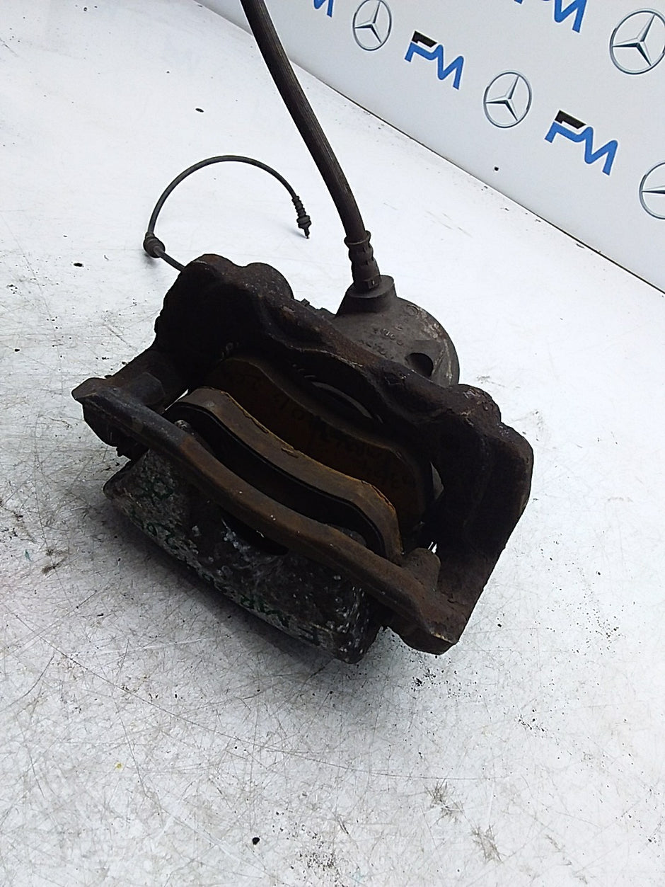 MERCEDES BENZ  C-CLASS  W204 WHEEL BRAKE CALIPER  RIGHT FMR364