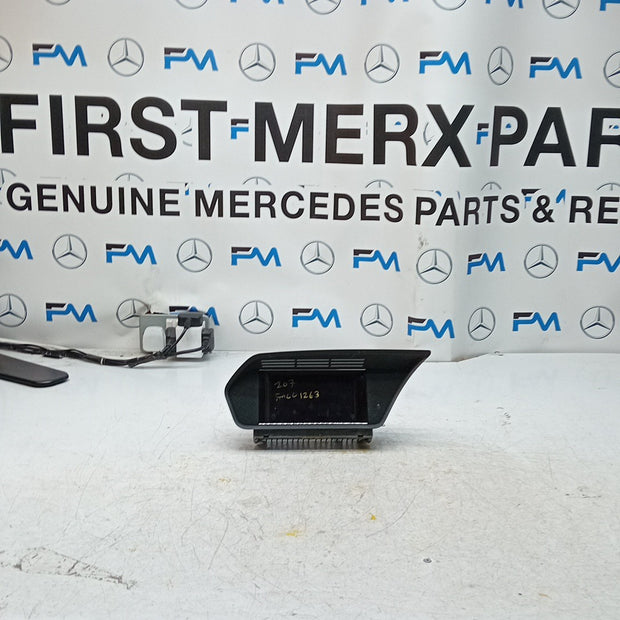 MERCEDES BENZ E-CLASS W212 SAT NAV DISPLAY SCREEN A2129008707 FM001263