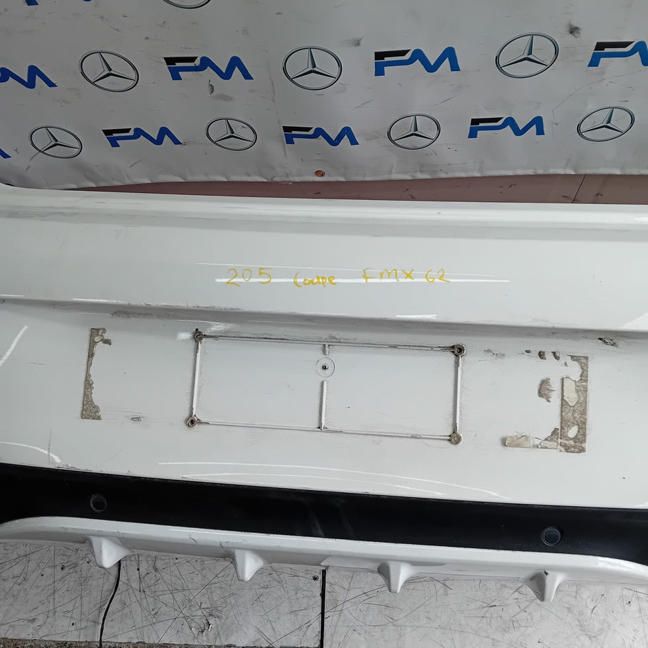 MERCEDES BENZ C-CLASS W205 COUPE REAR BUMPER 2015 WHITE COMPLETE FMX62