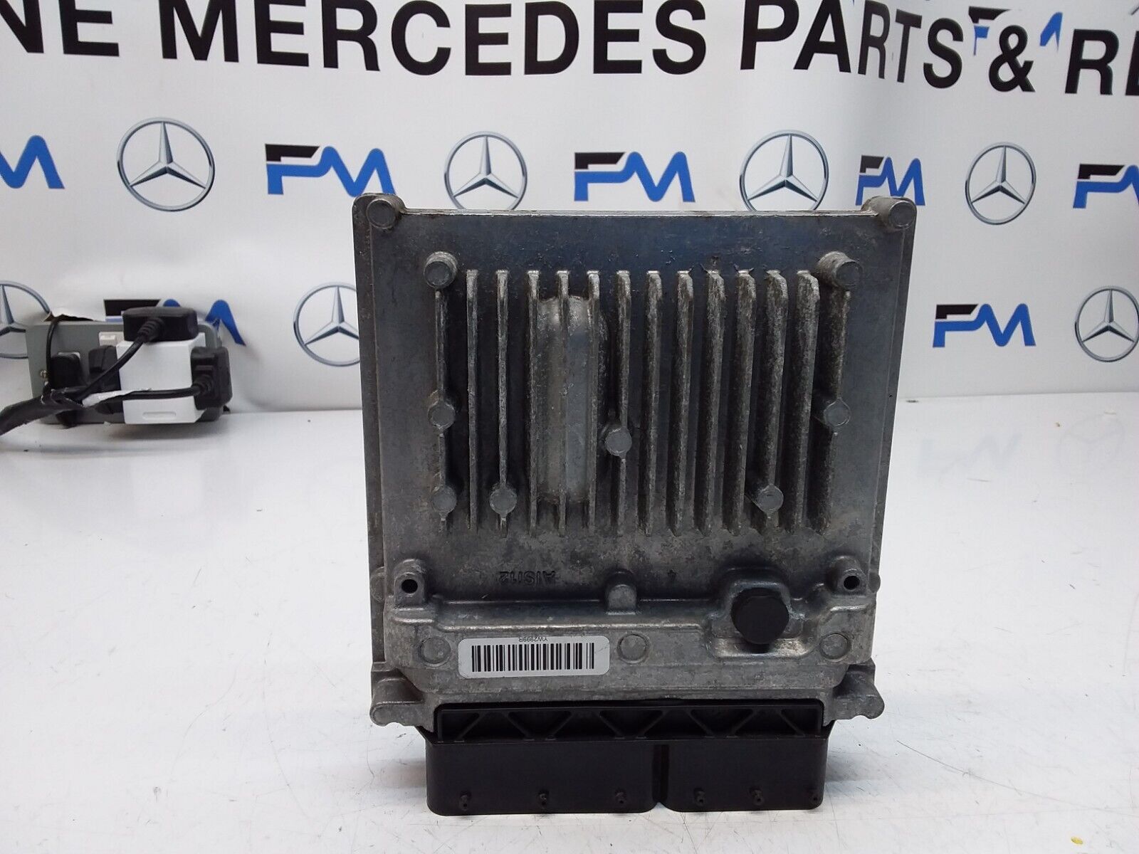 MERCEDES E-CLASS 2012 ENGINE  CONTROL MODULE A6519007600 FM00396