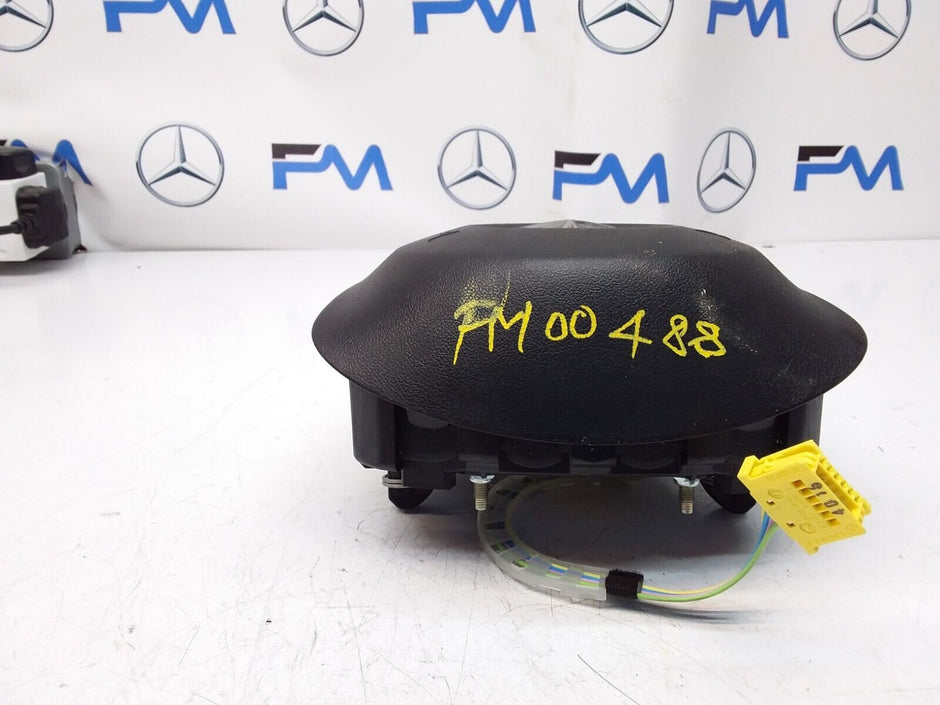 MERCEDES C-CLASS W205 STEERING WHEEL AIRBAG 308998793162-AB FM00488