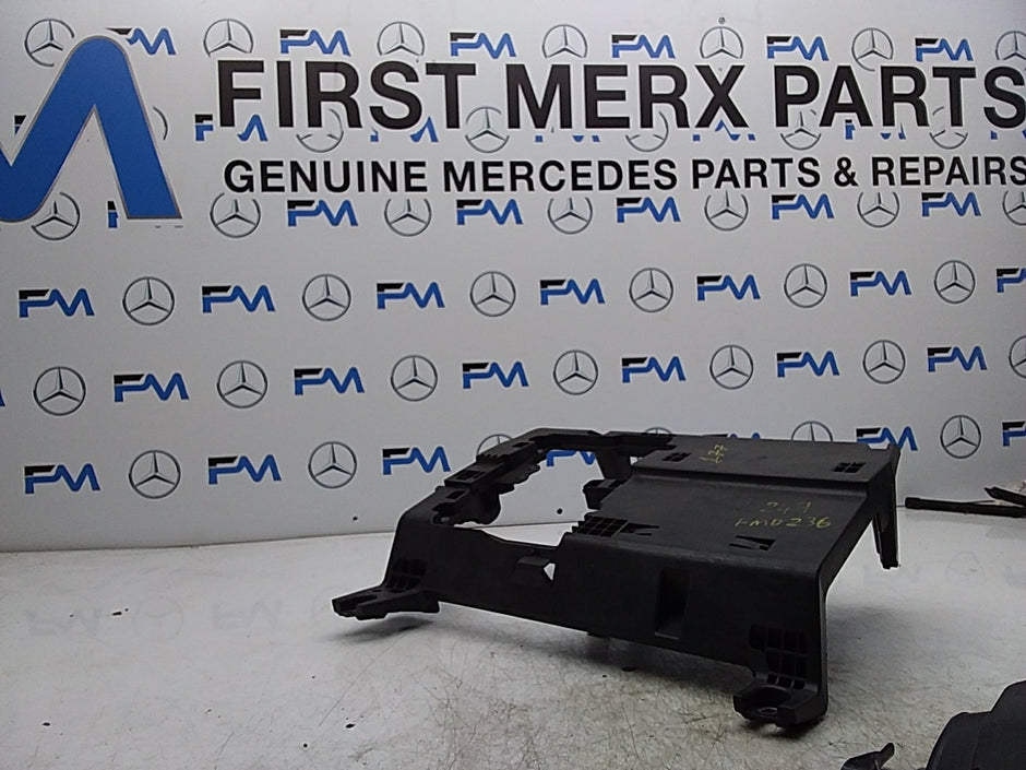 MERCEDES A-CLS W177 SAM MODULE PANEL COVER A2475402506 FMR236