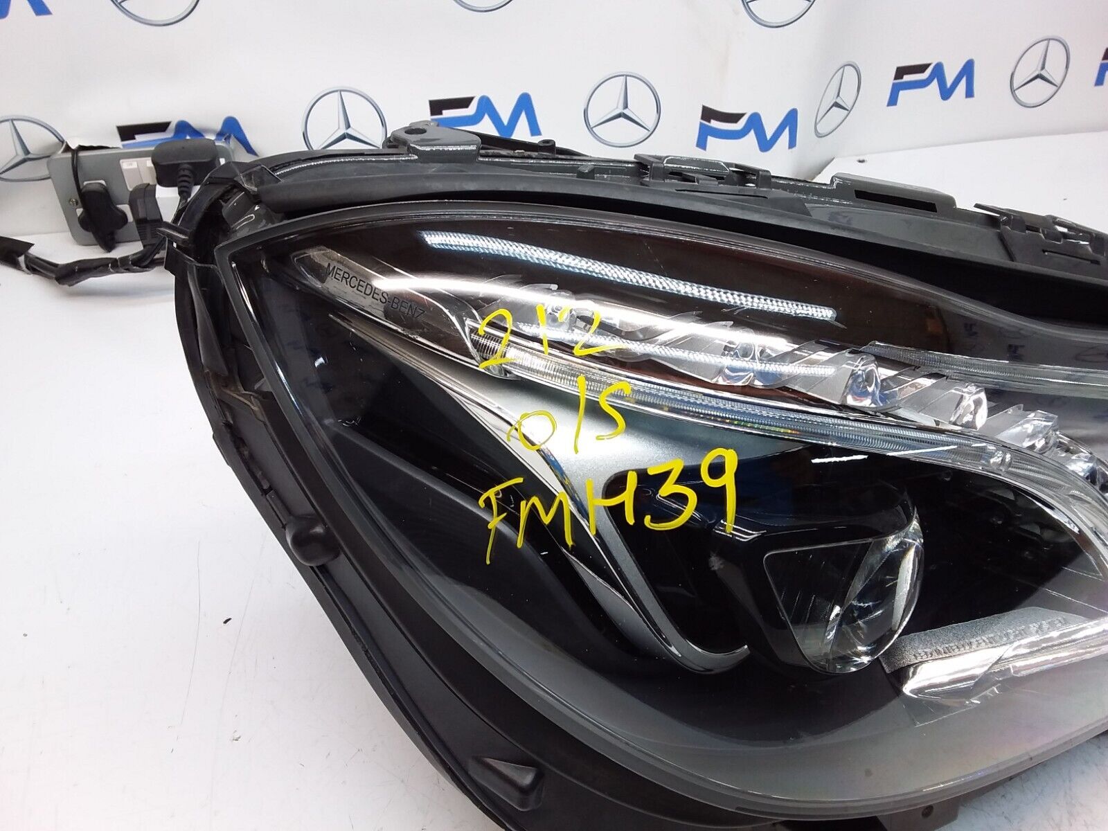 2014 MERCEDES E-CLASS W212 O/S Driver Side Front Headlight A2129063203 FMH39
