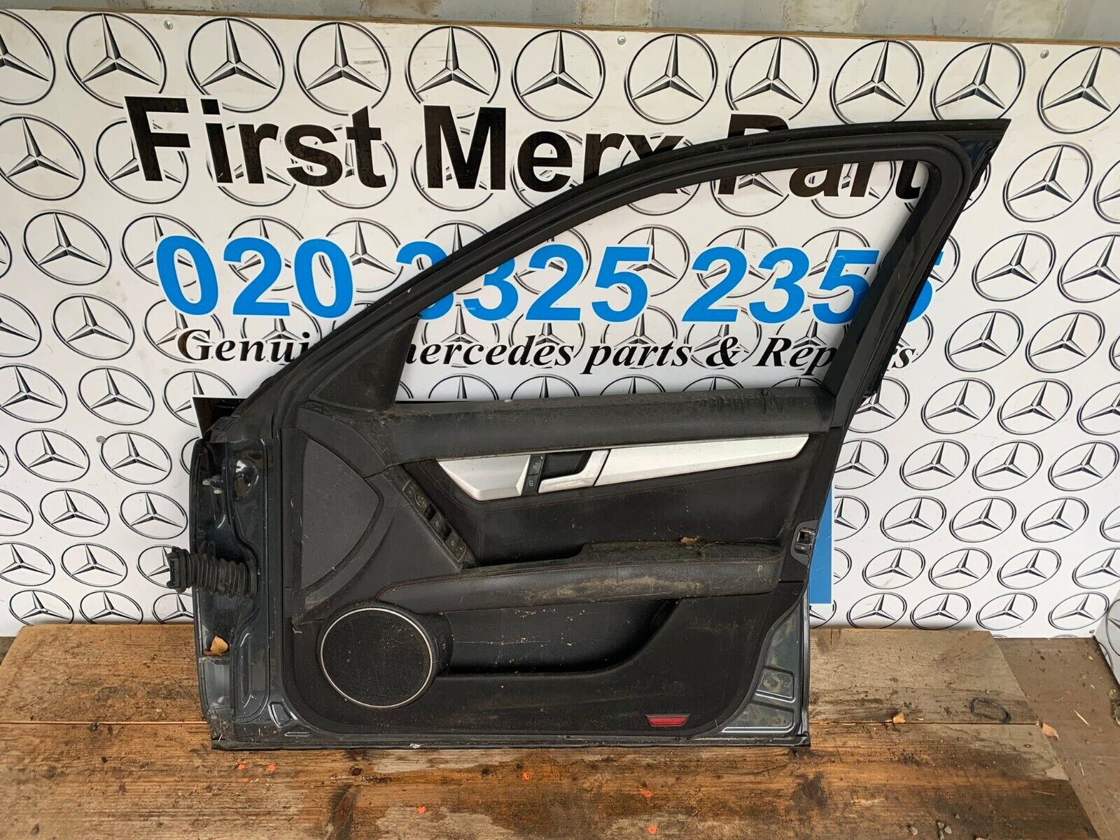 MERCEDES BENZ C CLASS W204 2008-2014 OFF SIDE FRONT RIGHT DOOR SALOON