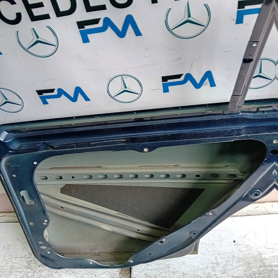 MERCEDES C-CLASS W204 SLN DRIVER REAR DOOR OSR BLUE 2009-2014 FMD438