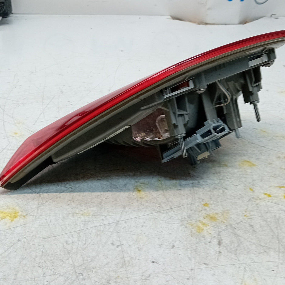 MERCEDES B-CLASS W246 DRIVER RIGHT INNER REAR TAIL LIGHT A2469066400 2012 FMT292
