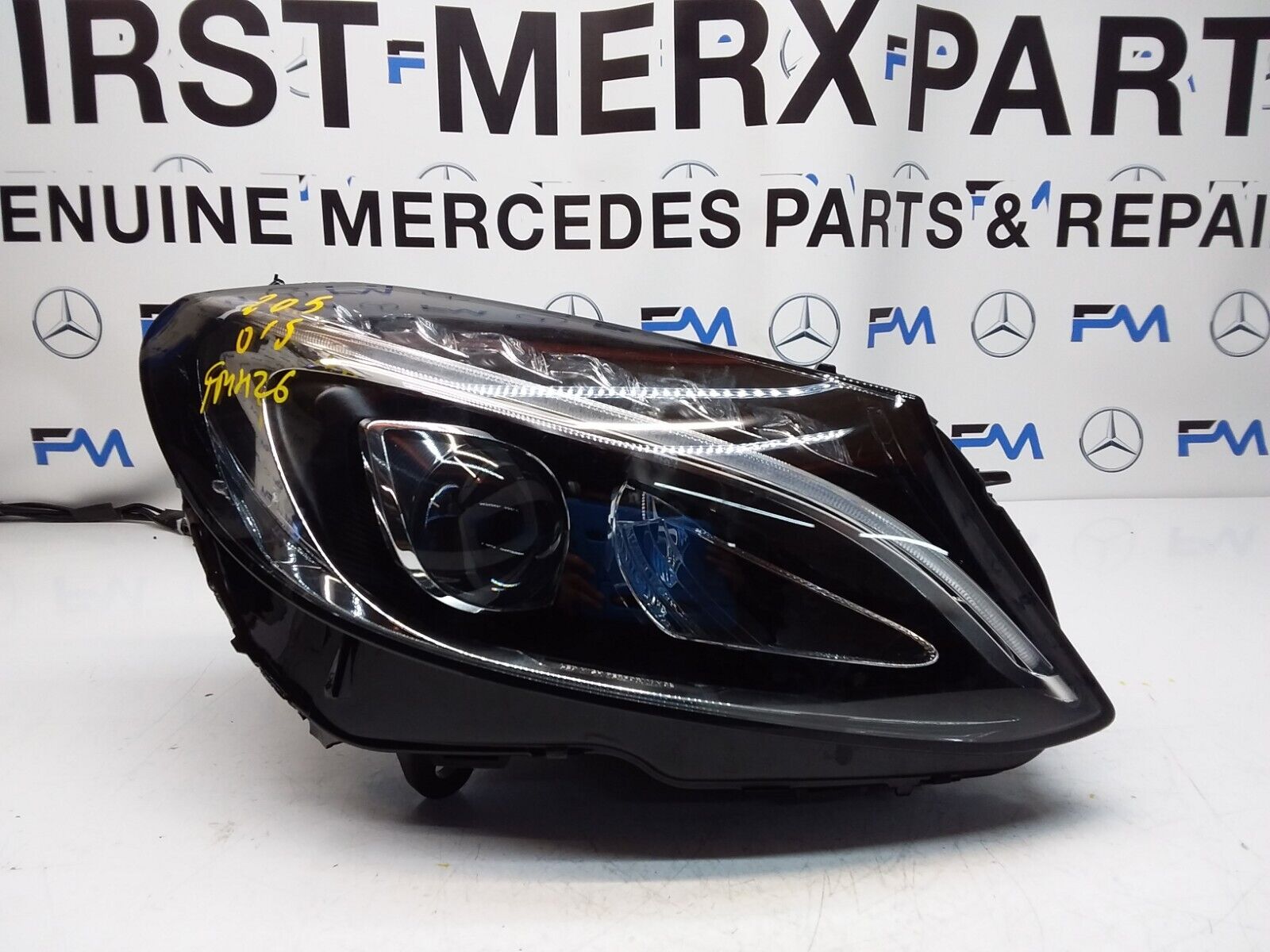 2018 MERCEDES C-CLASS W205 O/S DRIVER Side Front Headlight A20539062604 FMH26