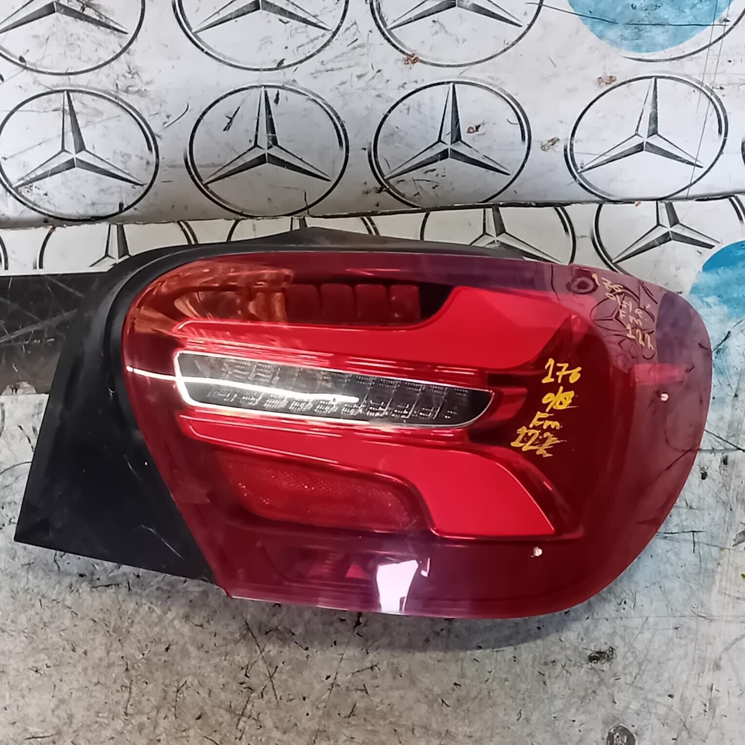 MERCEDES BENZ A-CLASS W176 2012-18 REAR  PASSENGER SIDE (NEAR SIDE) TAIL LIGHT