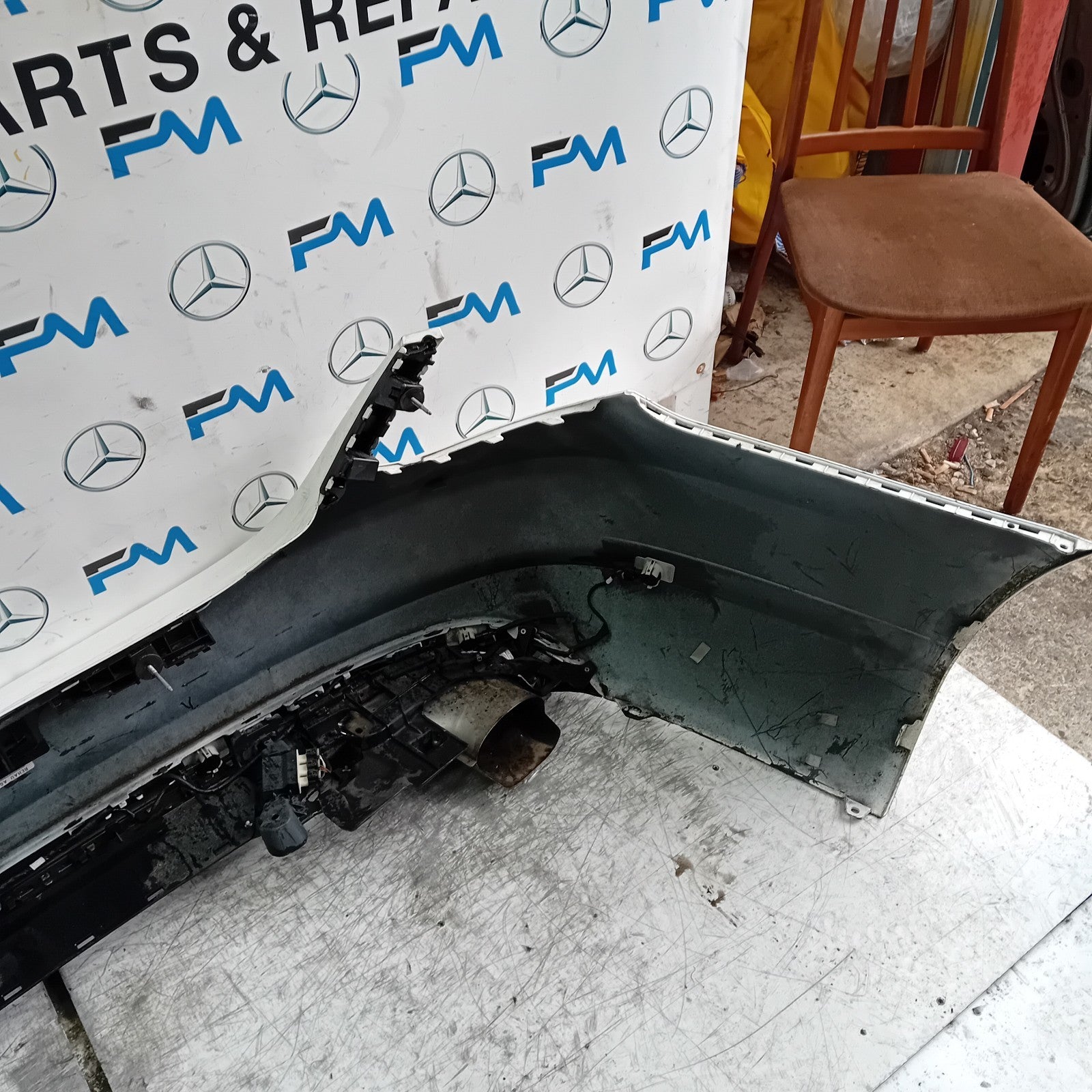 MERCEDES C-CLASS W205 SLN REAR BUMPER 2014 ON WHITE COMPLETE A2058850138 FMX37