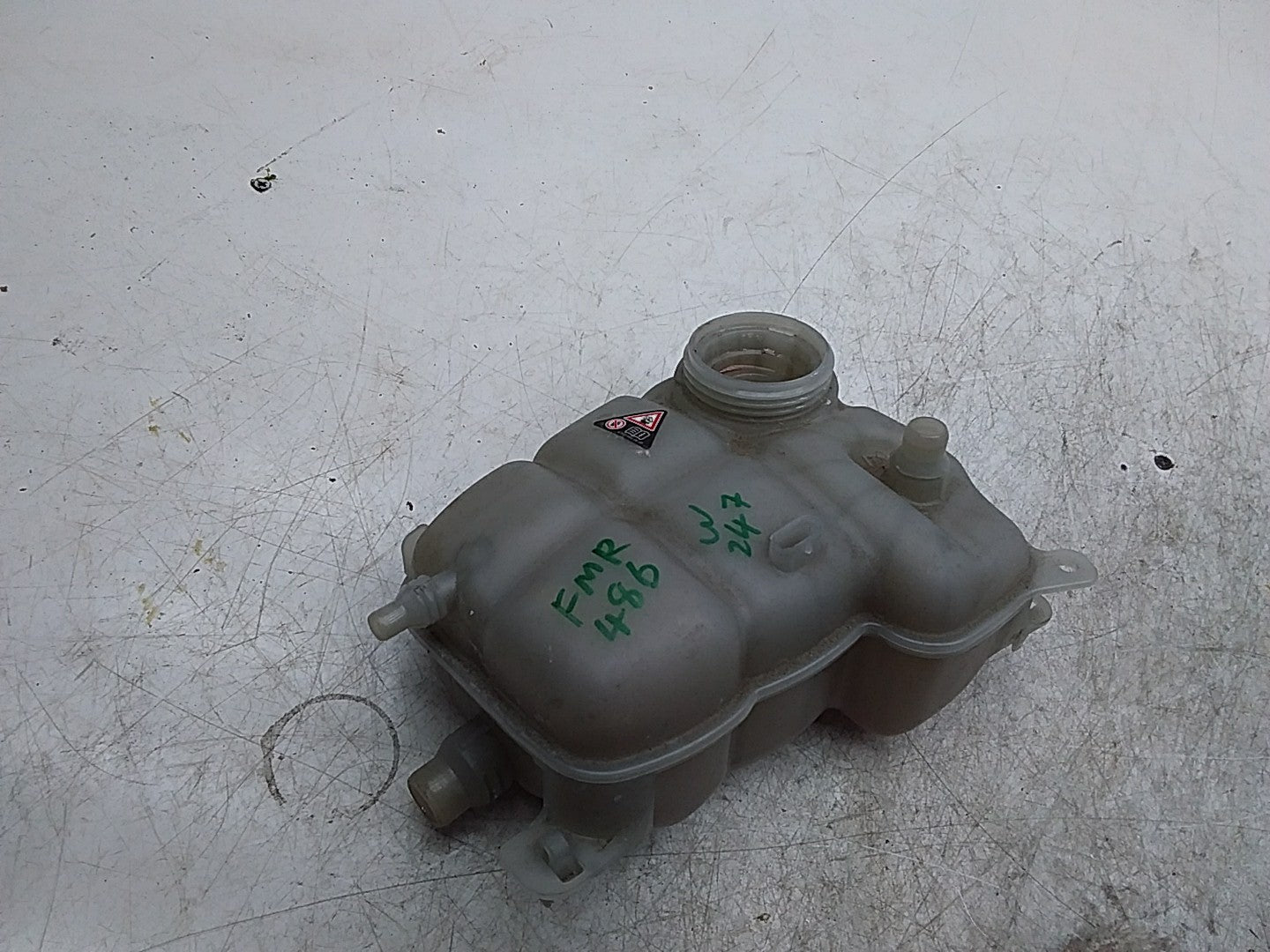 MERCEDES BENZ  B-CLASS W247 COOLANT TANK A2475000049 FMR486