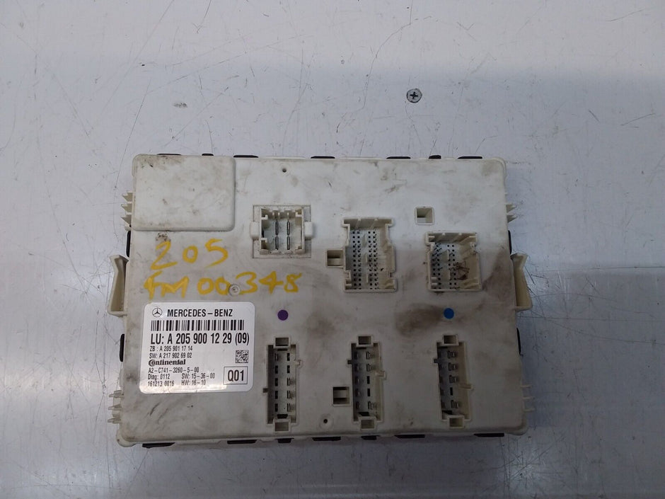 Mercedes C-CLASS W205 SAM Signal Control Module Unit A1569005303 FM00348