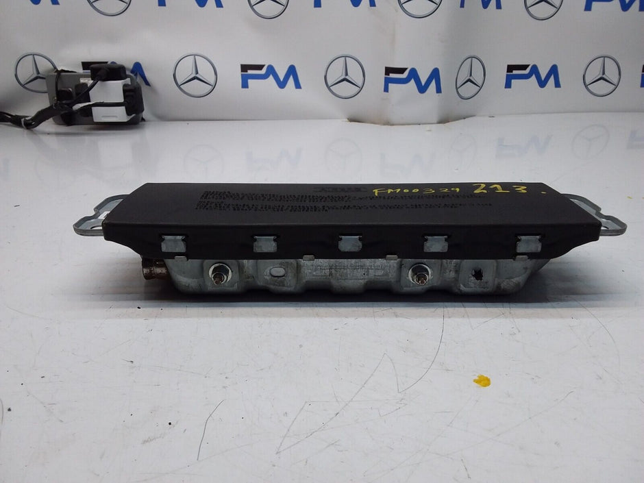 2017 MERCEDES BENZ A-CLASS W213 DRIVER SIDE KNEE AIRBAG A2138600302 FM00329
