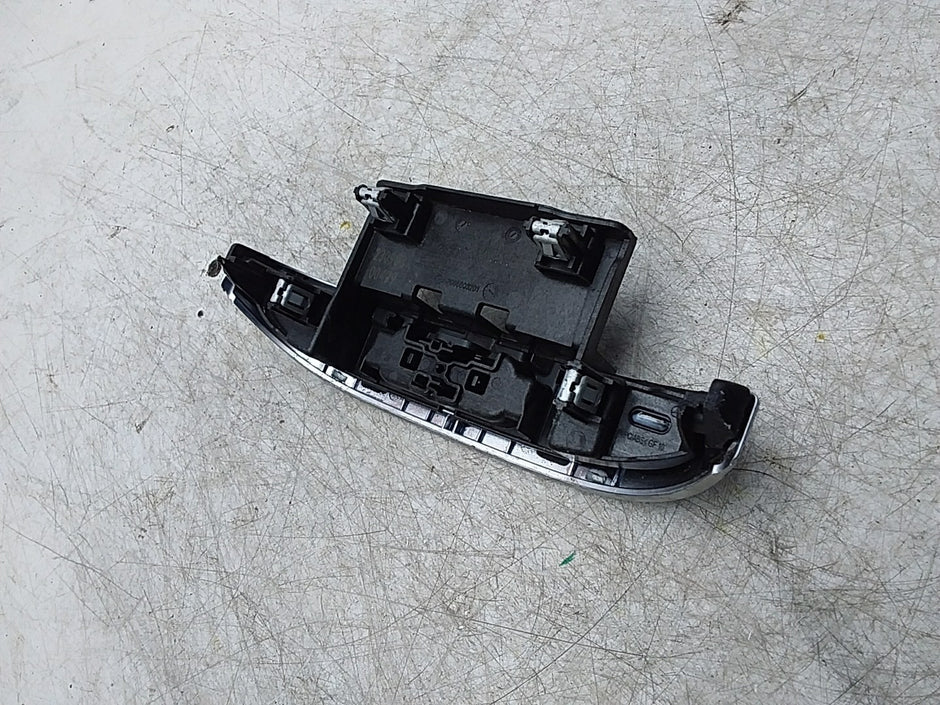 MERCEDES C-CLS W206 FRONT CONSOLE ARMREST TRIM A2066803201 FMR293