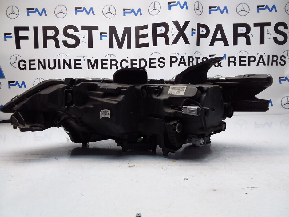 MITSUBISHI OUTLANDER MK3 2018 HEADLIGHT DRIVER SIDE LEFT R009A Z8CX FMH68