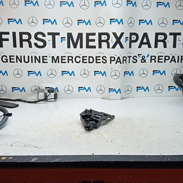 MERCEDES E-CLASS TAILGATE CONTROL MODULE BRACKET W213 A2135451340 2016 FM001320