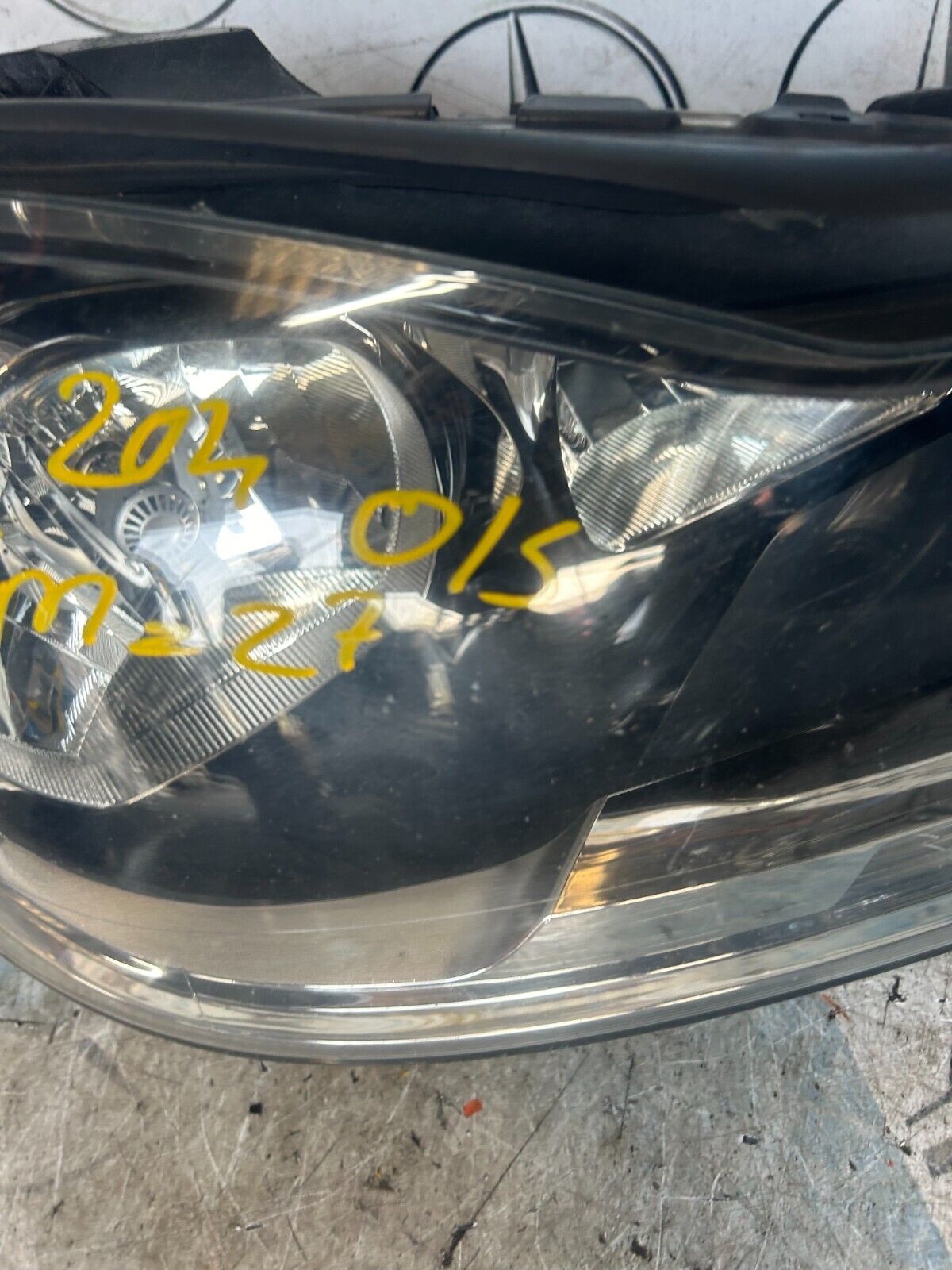 2007 -2015 MERCEDES C CLASS  W204  HEADLAMP RIGHT SIDE  A2048209859 FMH27