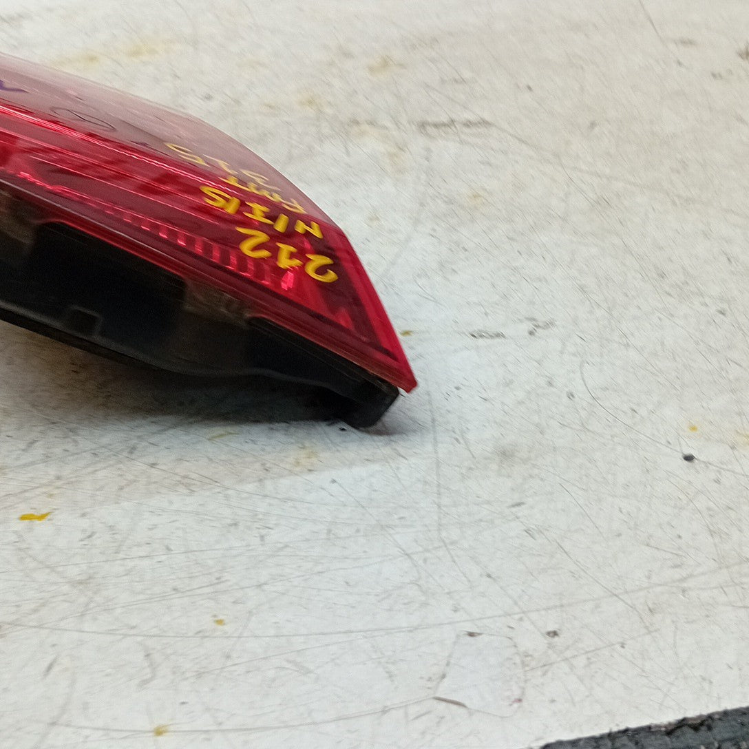 MERCEDES E-CLASS W212 PASSENGER INNER SIDE LEFT REAR TAIL LIGHT 2014 FMT315