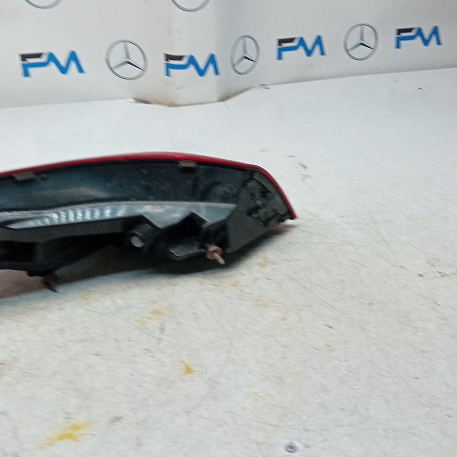 MERCEDES CLA W118 DRIVER SIDE RIGHT OS REAR TAIL LIGHT A1189063801 FMT226