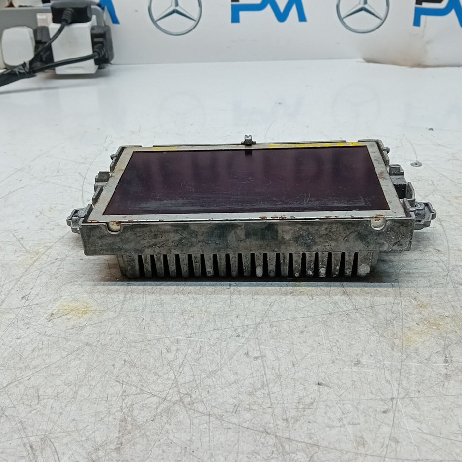MERCEDES BENZ  E-CLASS W212  DISPLAY SCREEN A2129002216 2013 ON FM001632