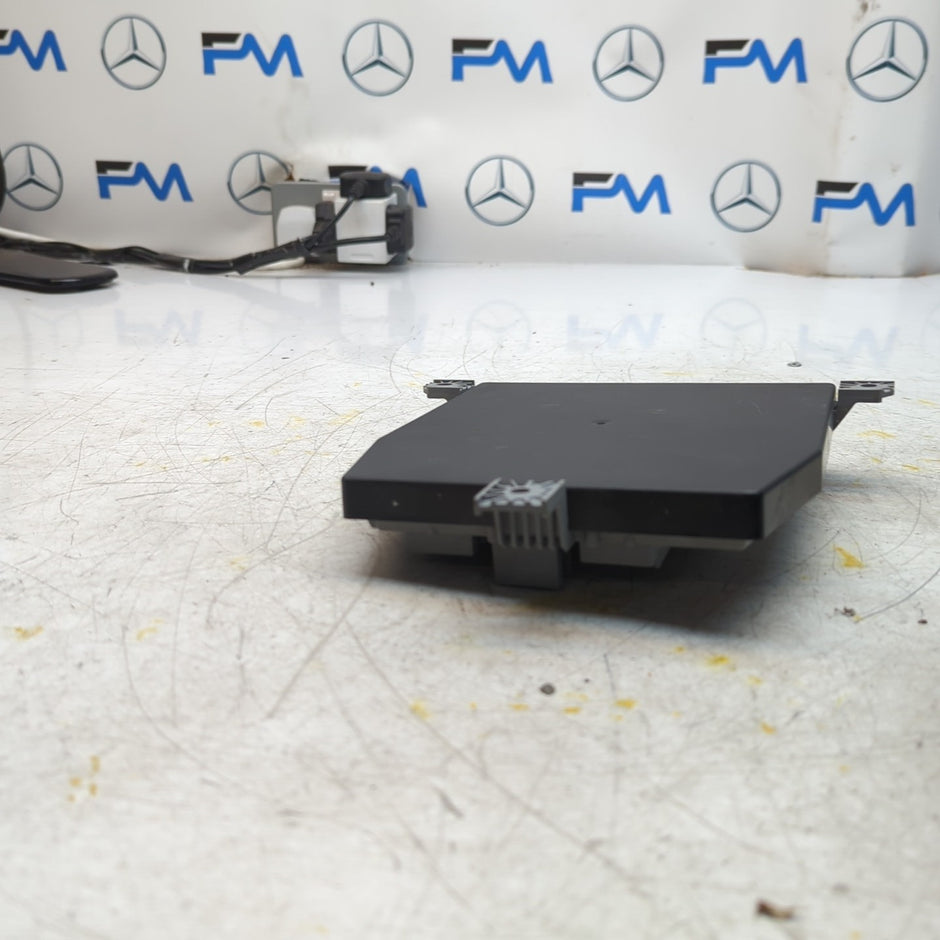 MERCEDES E-CLASS REAR SAM CONTROL MODULE W213 A2139003008 2016 FM001371
