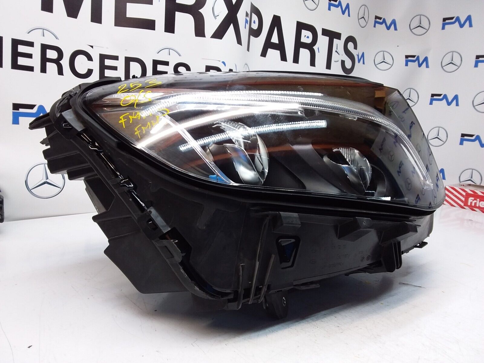 2018 MERCEDES GLC CLASS W253 O/S Driver Side Front Headlight A2539065801 FMH5