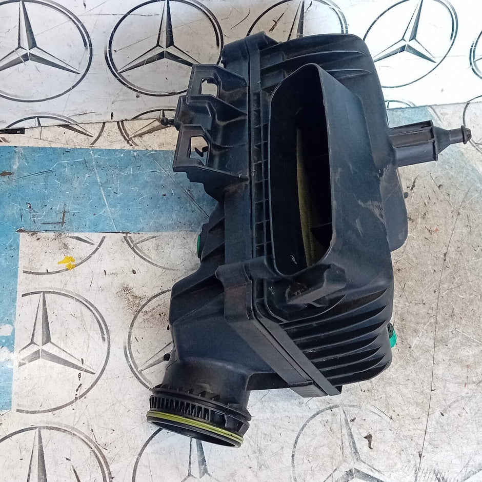 MERCEDES V177 W177 A35 2020  2.0 PETROL AIR FILTER BOX OEM A2600902900
