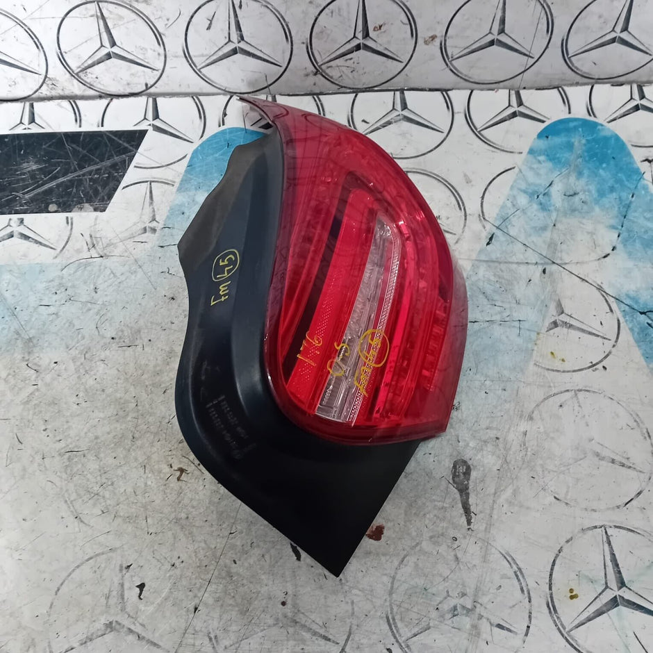 MERCEDES A45 AMG 2012-17 DRIVERS RIGHT REAR TAIL LIGHT LAMP A1769062400