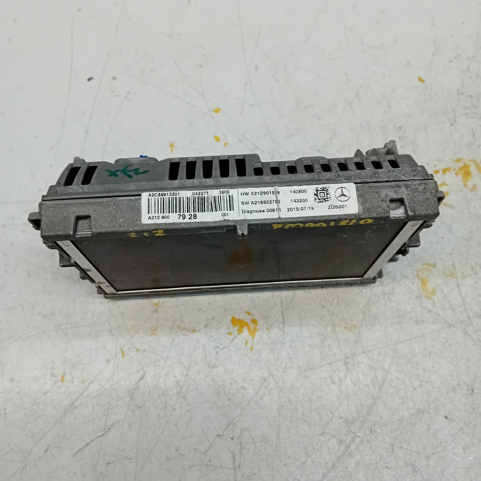 MERCEDES BENZ E-CLASS W212 SAT NAV DISPLAY SCREEN A2129007928 FM001210