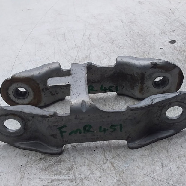 MERCEDES BENZ B-CLASS W246 ENGINE MOUNT BRACKET A2462400809 FMR451