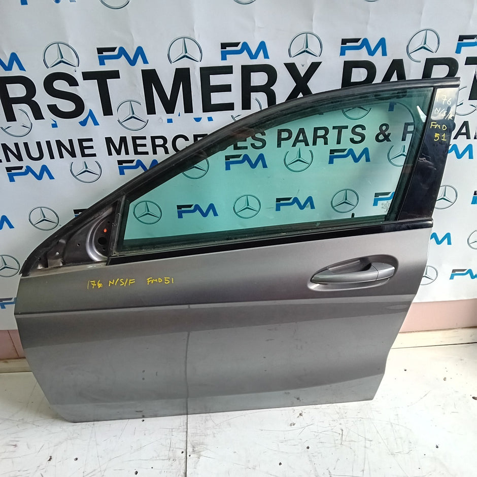MERCEDES-BENZ A-CLASS W176 PASSENGER SIDE FRONT DOOR N/S/F COMPLETE GREY FMD51