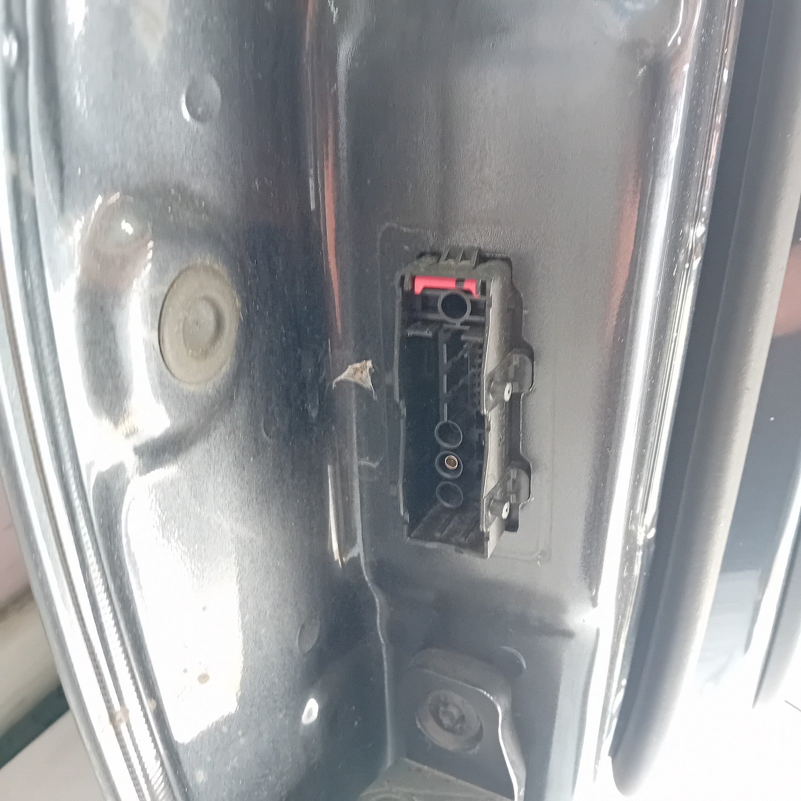 MERCEDES BENZ  C-CLASS W2O5 DRIVER SIDE FRONT DOOR O/S/F COMPLETE GREY FMD107