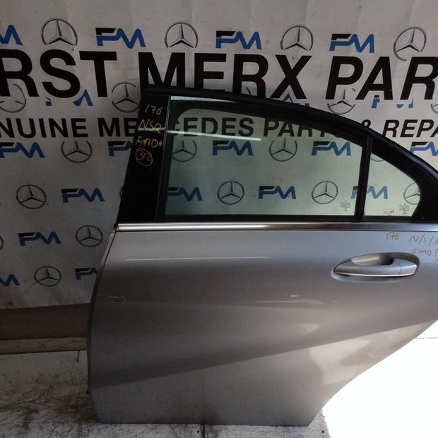 MERCEDES  A-CLASS W176 PASSENGER REAR DOOR NSR GREY 2012-2018 COMPLETE FMD312