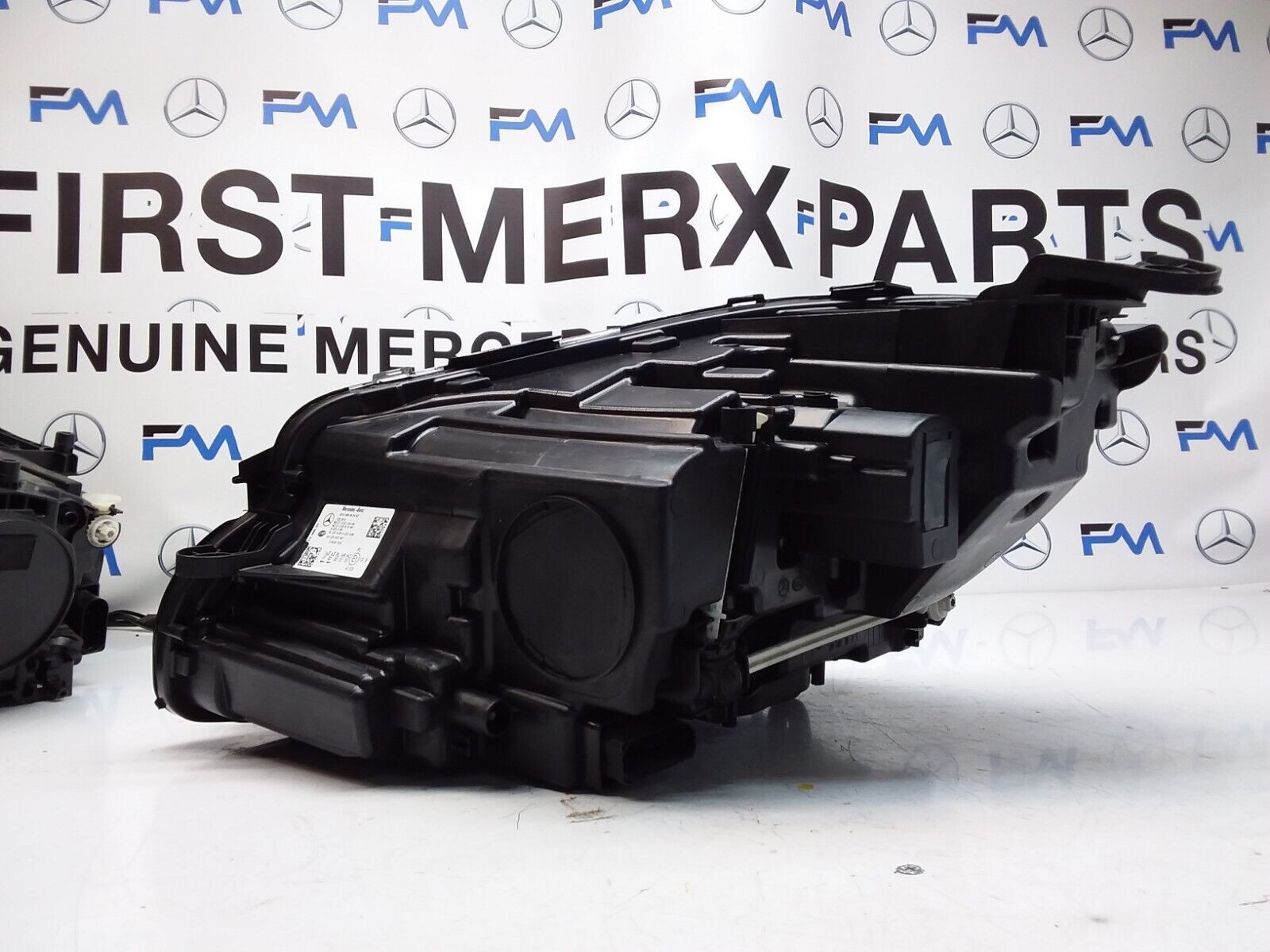 2020 MERCEDES E-CLASS W213 O/S Driver Side Front Headlight A2139064604 FMH32